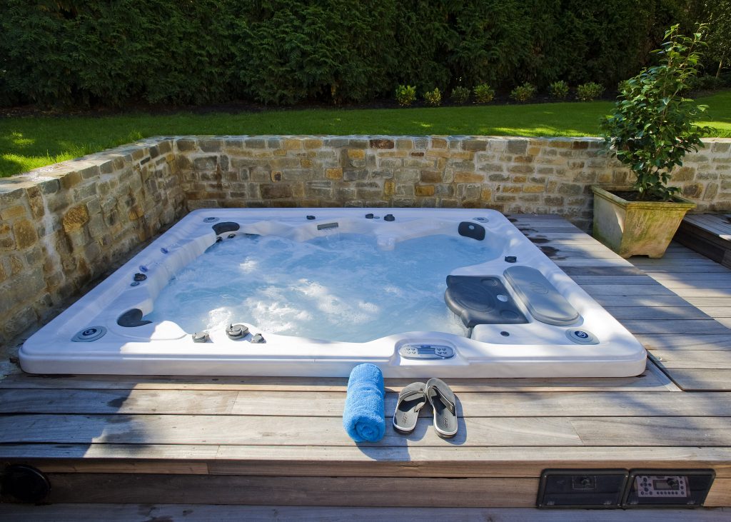 Chattanooga Swim Spas + Hot Tubs // Swim Spa International